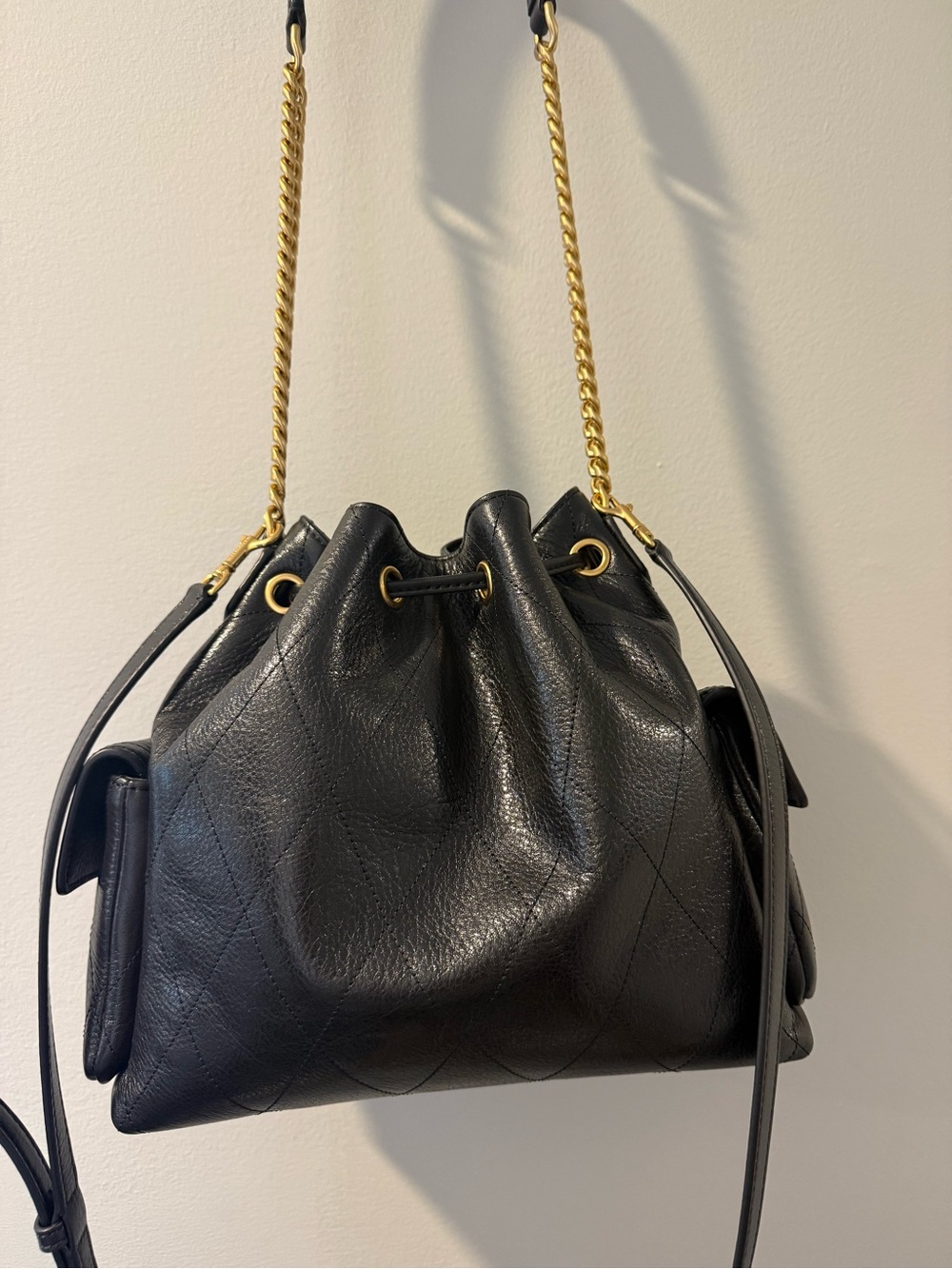 *SOLD OUT* Tory Burch Charlie Drawstring Small Black - Picture 5 of 9